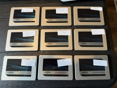 Lot crucial sata ssds - crucial,
